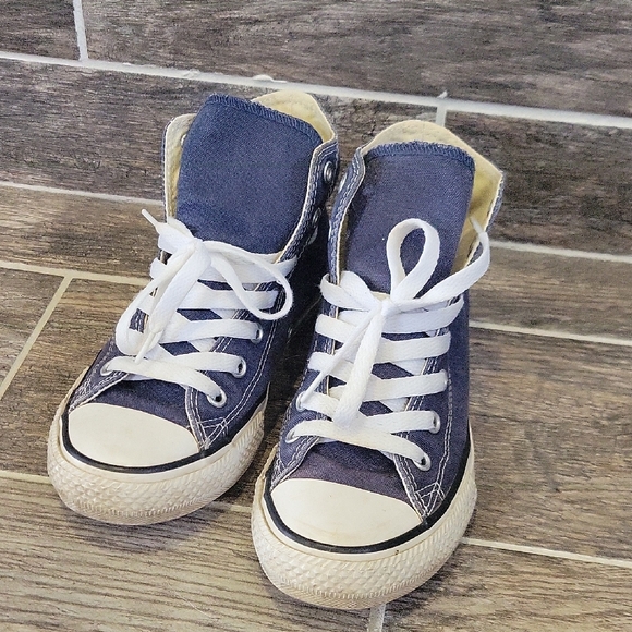 Converse Kids High Top Sneakers Navy and White Size 2 - Picture 1 of 5